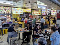 Lucky Plaza (D9), Retail #594370781